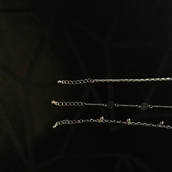 NWT AVON Three(3) Silvertone chain bracelet set,  various designs (2004) - Picture 7 of 14